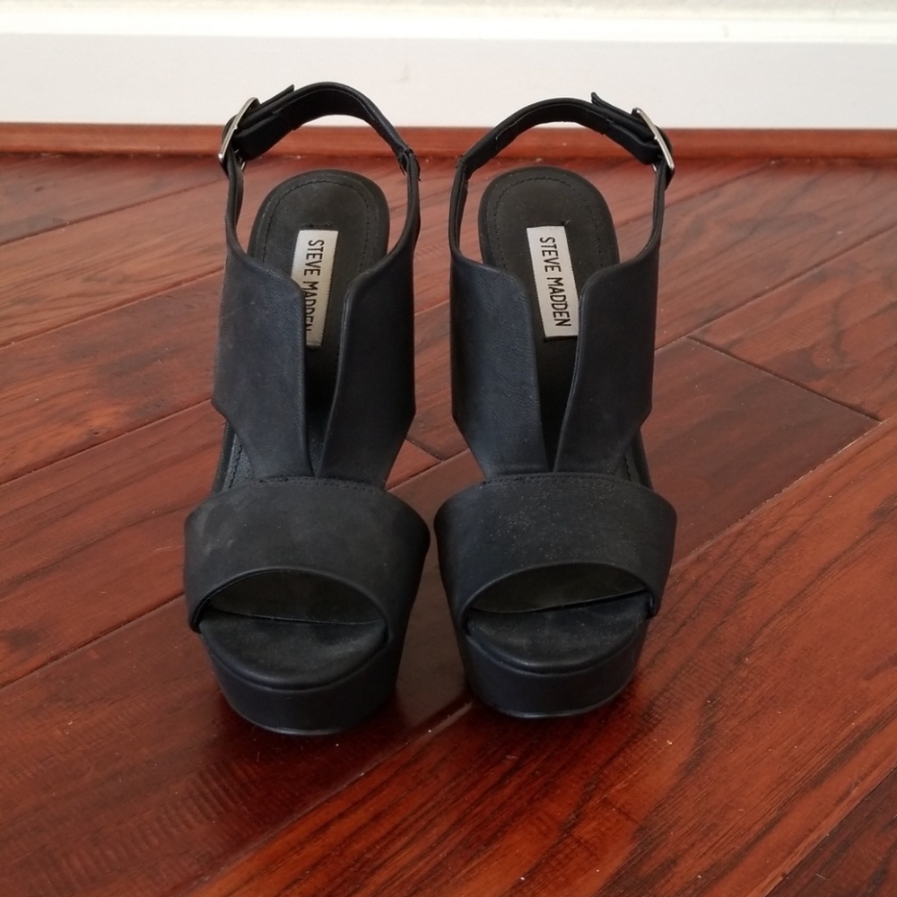 Steve Madden Xander Wedges Size 7